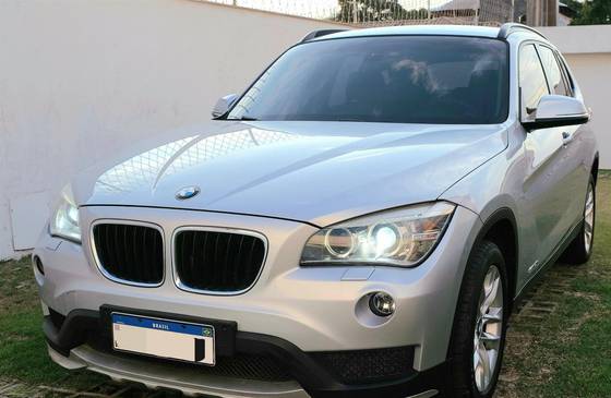 BMW X1 2.0 16V TURBO ACTIVEFLEX SDRIVE20I 4P AUTOMÁTICO BMW X1 2.0 16V TURBO ACTIVEFLEX SDRIVE20I 4P AUTOMÁTICO
